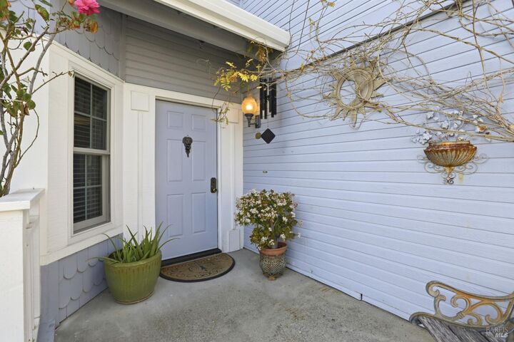 Property Photo:  46 Mariners Circle  CA 94903 