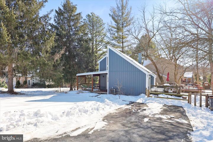 Property Photo:  10399 Hedgeapple Bnd  MD 21774 