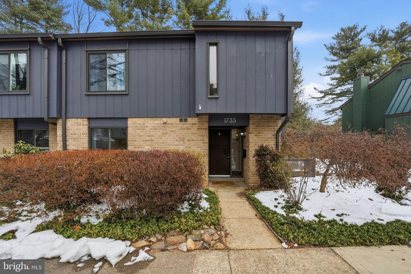 Property Photo:  1735 Ivy Oak Square 7  VA 20190 