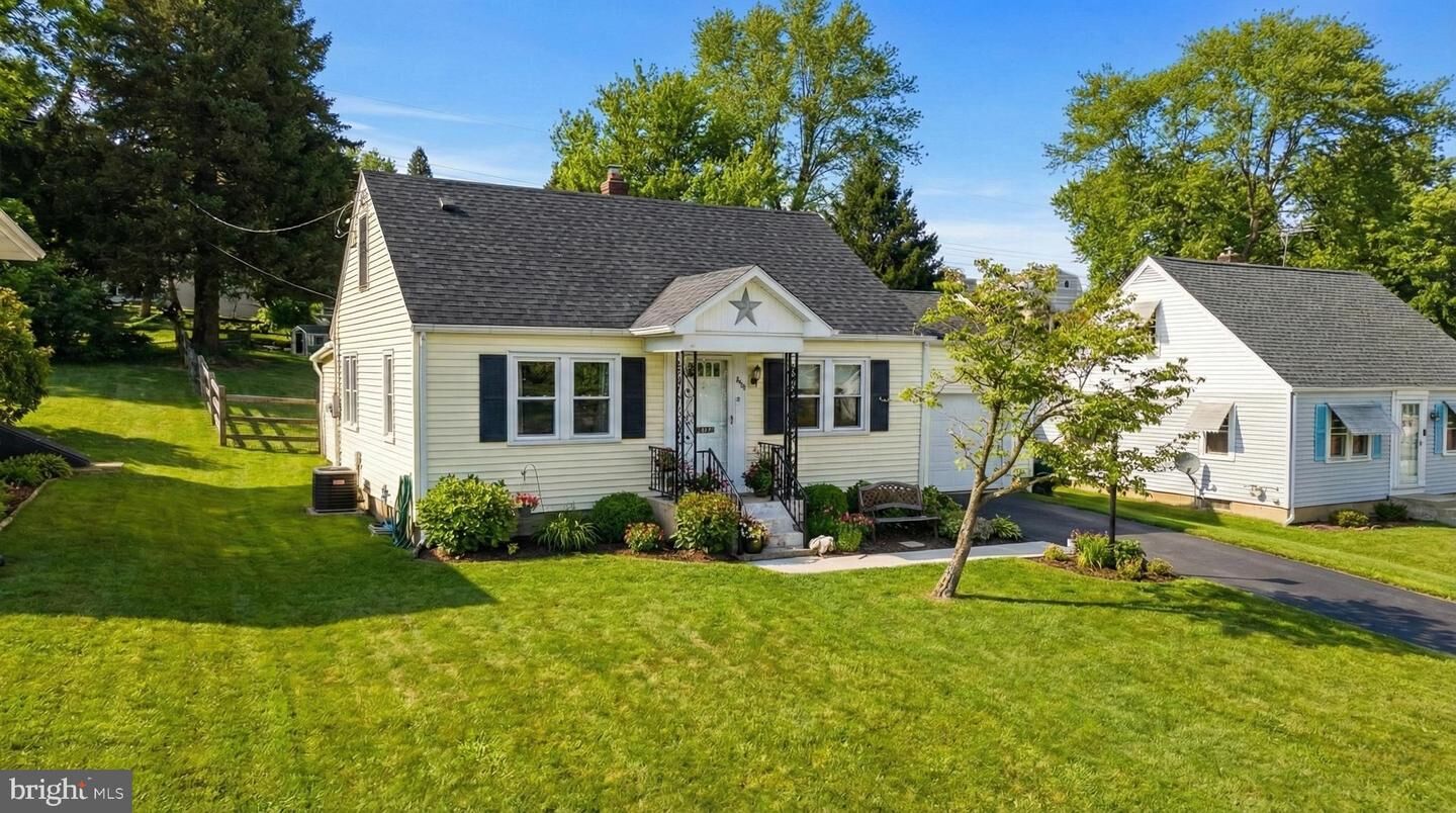 Property Photo:  2619 Eldridge Avenue  PA 18045 