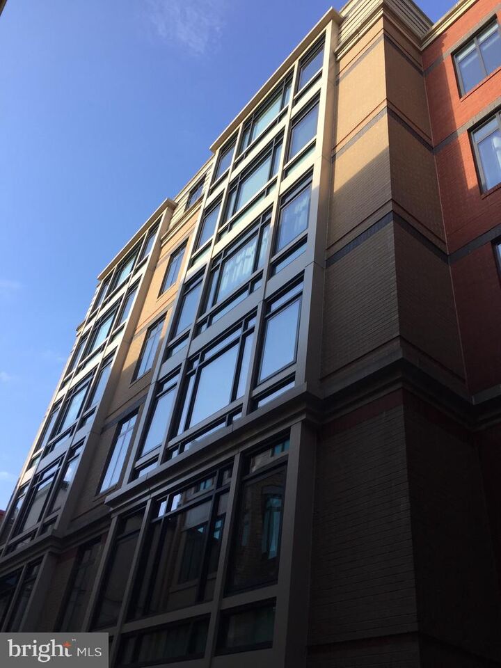 Property Photo:  2818 Connecticut Avenue NW 502  DC 20008 