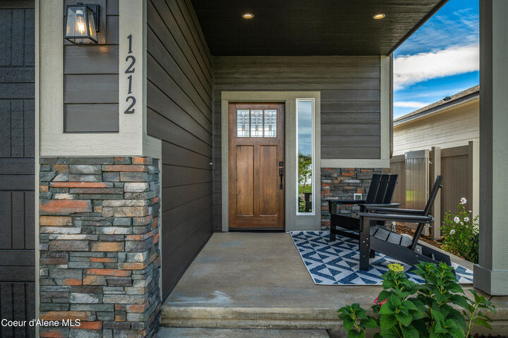 Property Photo:  8904 California St  ID 83858 