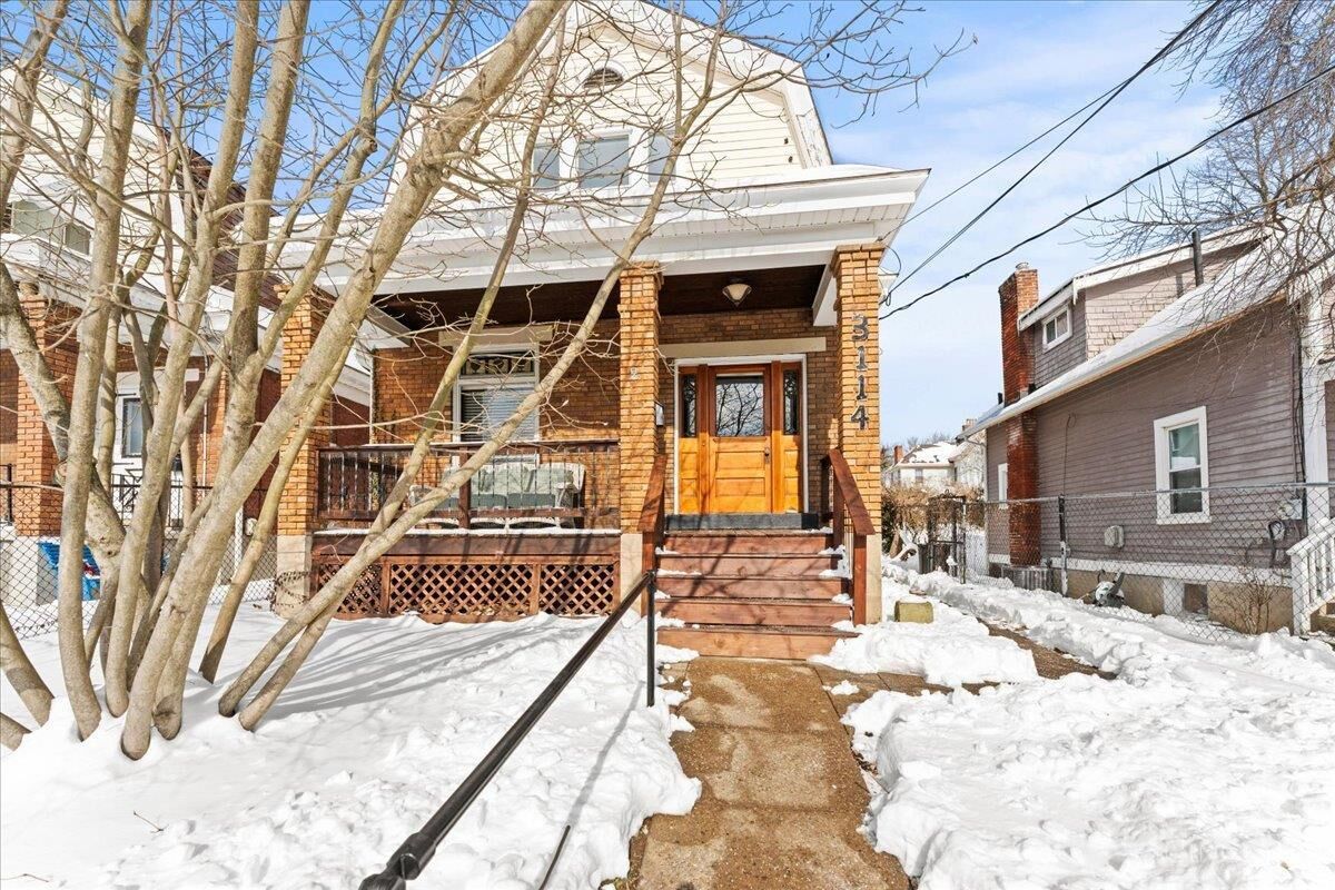 Property Photo:  3114 Murdock Avenue  OH 45205 