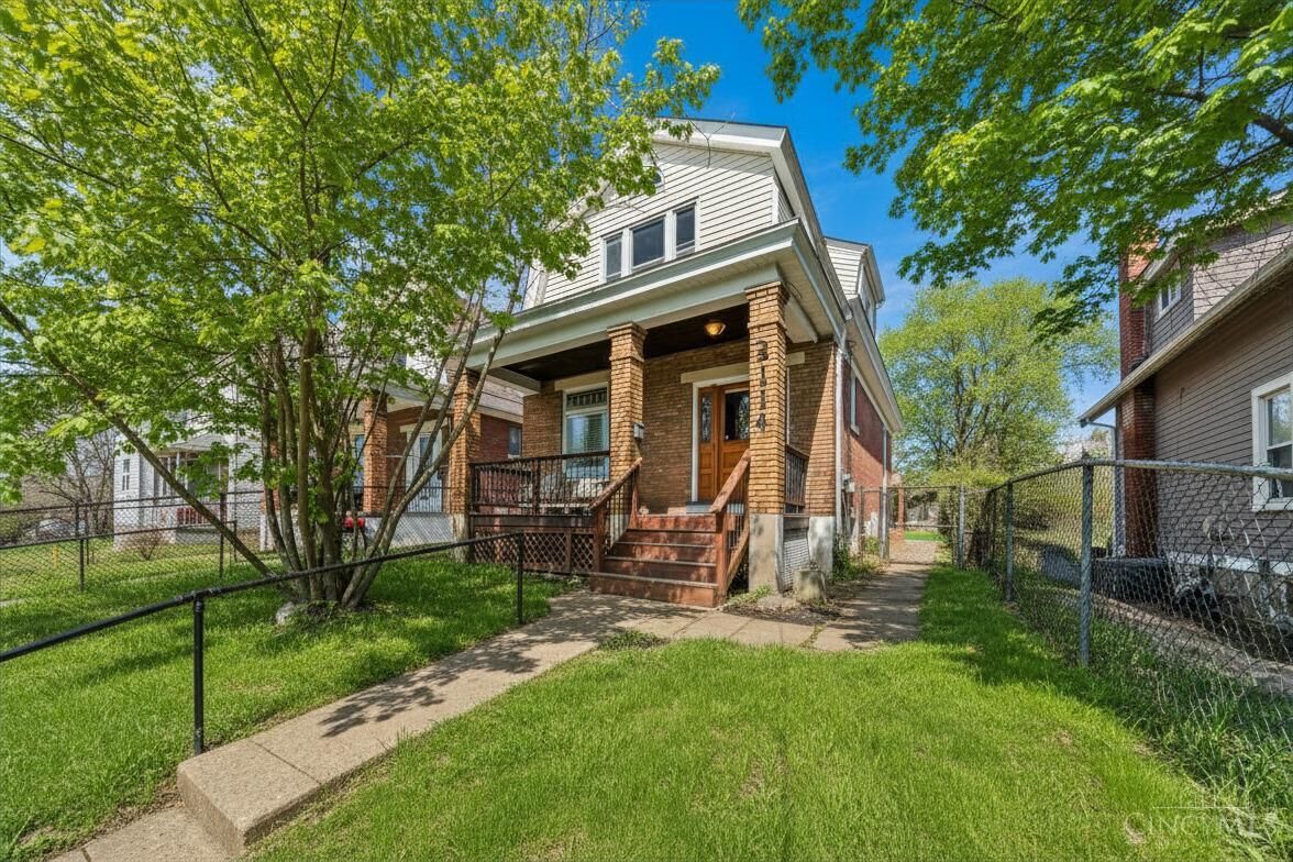 Property Photo:  3114 Murdock Avenue  OH 45205 