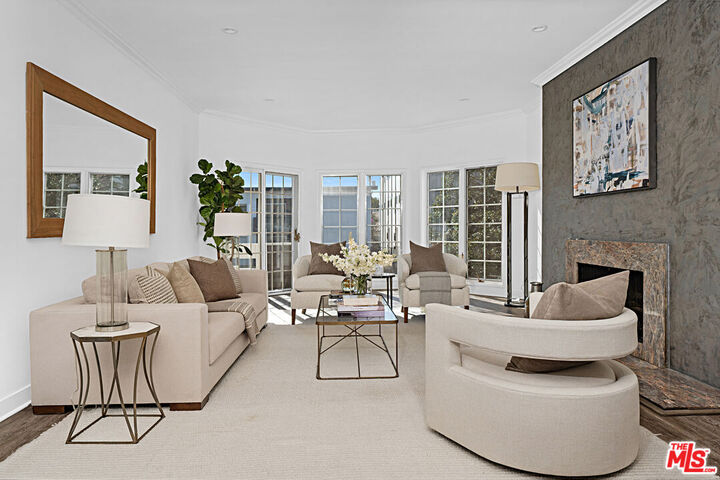 Property Photo:  1840 Veteran Ave  CA 90025 