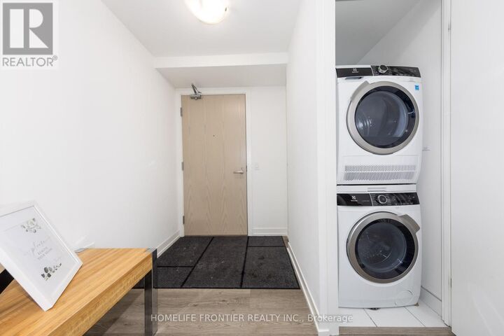 Property Photo:  55 Cooper Street 4309  ON M5E 0G1 