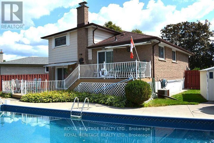 Property Photo:  62 Brant Court  ON L1G 4M9 