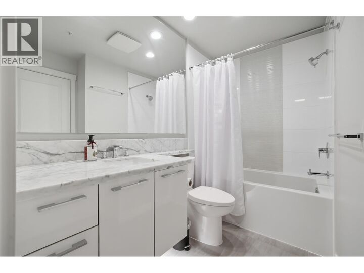 Property Photo: 3263 Pierview Crescent 507 BC V5S 0C3