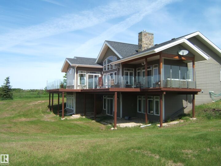 Property Photo:  54028 Rng Rd 142  AB T9C 1R9 
