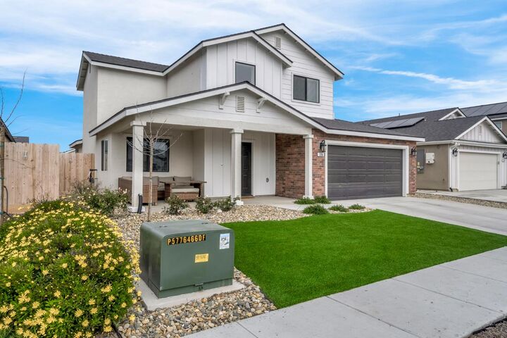 Property Photo:  1356 W Annika  CA 93230 