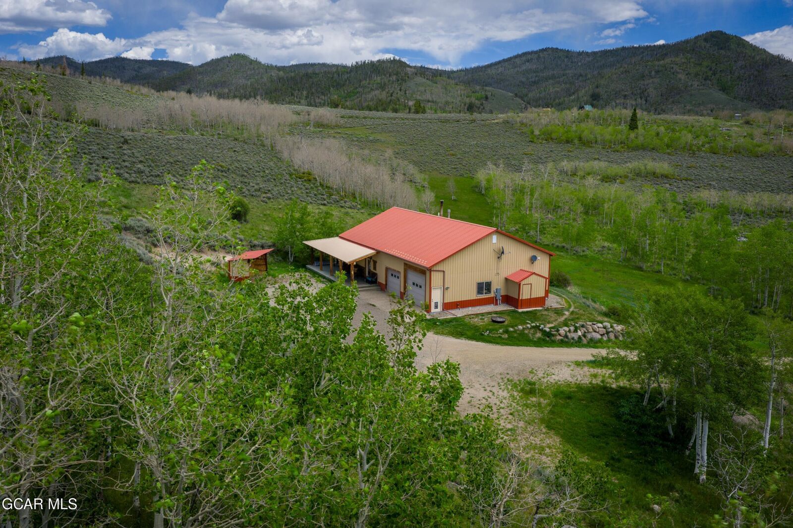 Property Photo:  442 Gcr 2414  CO 80459 