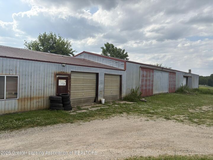 Property Photo: 3400 E 5 Point Highway MI 48813