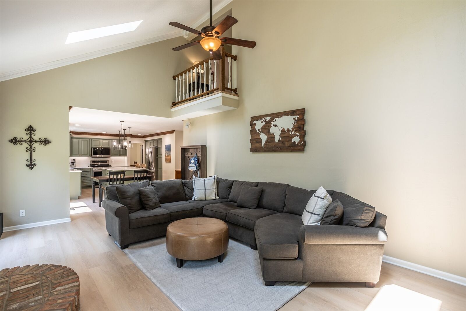 Property Photo:  7108 Holcomb Avenue  IA 50322 