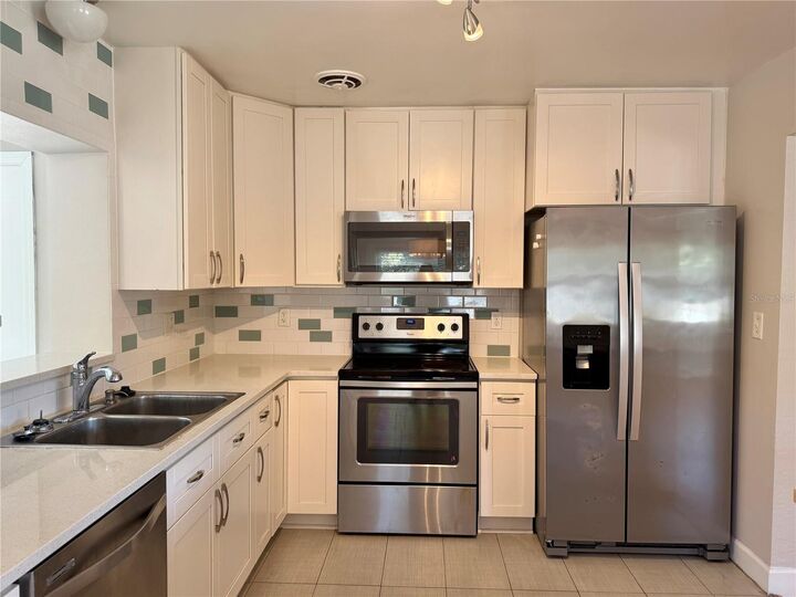 Property Photo:  2801 Nancy Street  FL 32806 