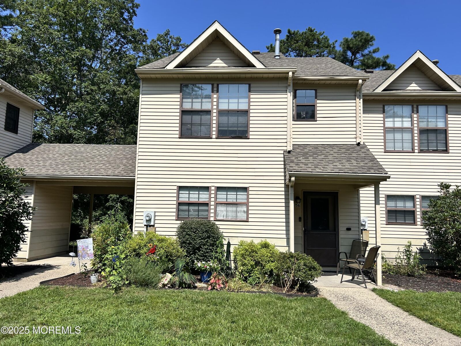 Property Photo:  56 Orchard Court  NJ 08527 