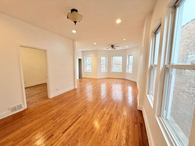 Property Photo:  4307 W Kamerling Street 2  IL 60651 