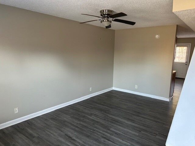 Property Photo:  2325 Raleigh Ct 2  TN 37043 