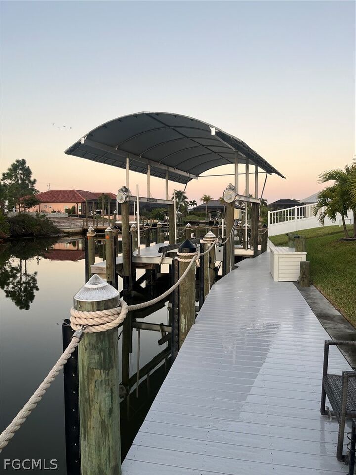 Property Photo:  3302 NW 18th Street  FL 33993 