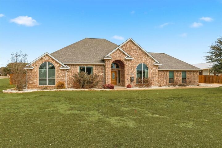 Photo de la propriété:  5411 Deerfield Lane  TX 76065 