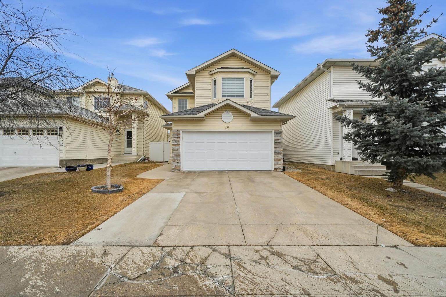 Property Photo: 131 San Fernando Crescent NE AB T1Y 7E6