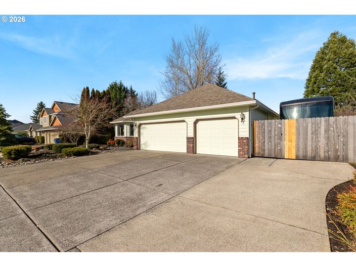 Property Photo:  4708 NW 129th St  WA 98685 