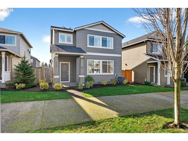 Property Photo: 2363 SE 17th Aly OR 97080