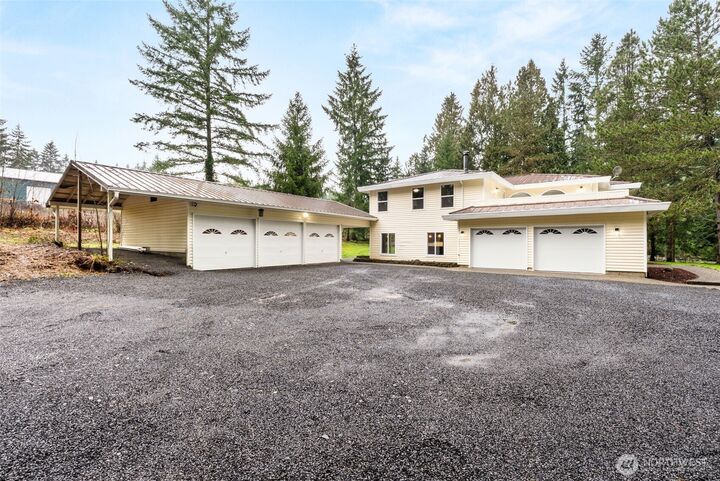 Property Photo: 176 Chilvers Road WA 98532