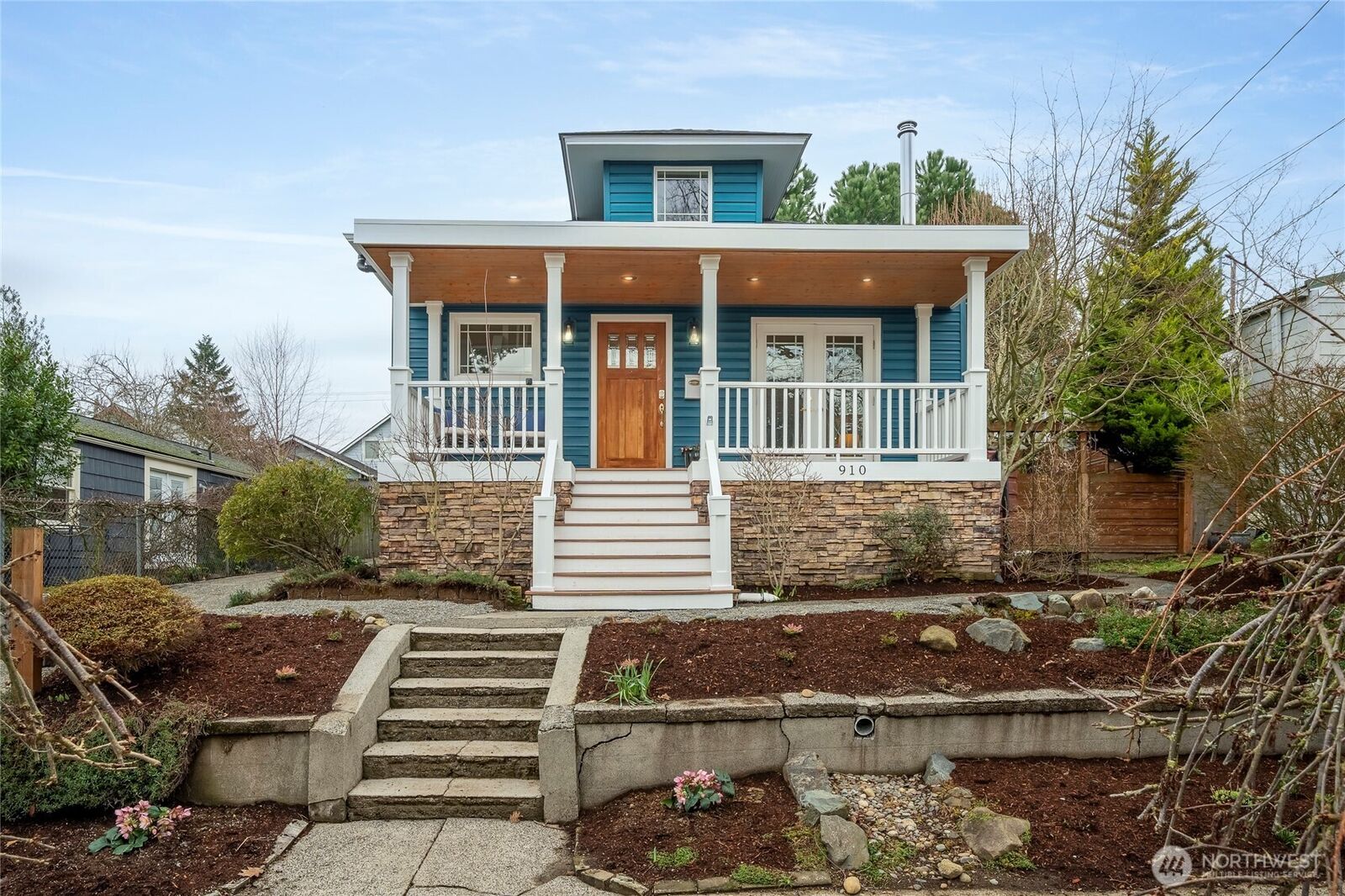 Property Photo:  910 NW 64th Street  WA 98107 