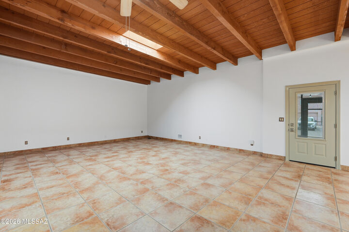 Property Photo:  200 W Greer Lane  AZ 85704 