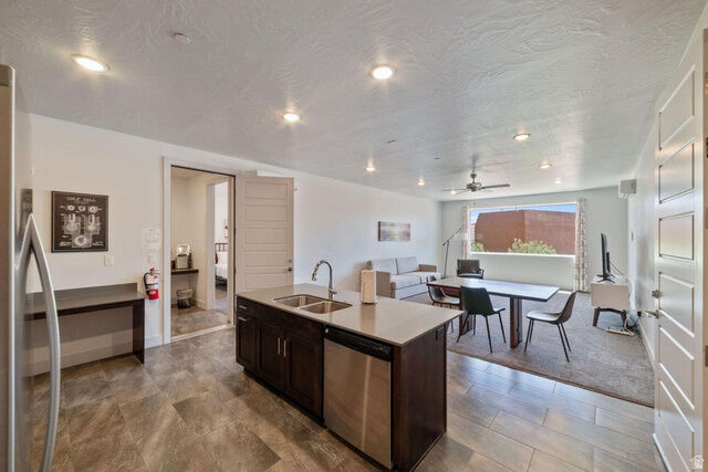 Property Photo: 5160 W Villas Dr N 6-106 UT 84737