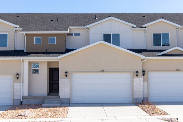 Property Photo:  1278 N 1400 E 05-16  UT 84651 