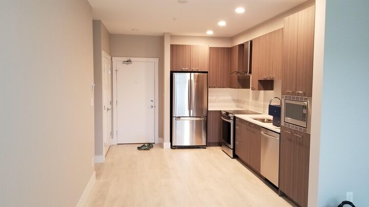 4690 Hawk Lane 212 — photo 1