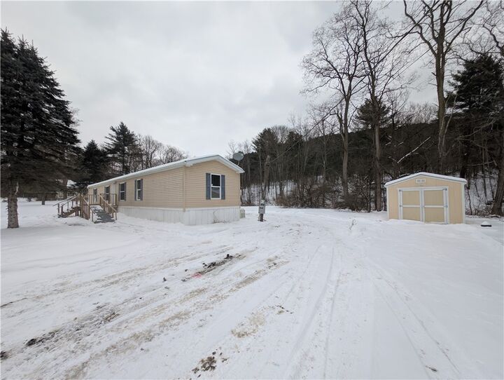 Property Photo:  1185 Vankirk Road  NY 14867 