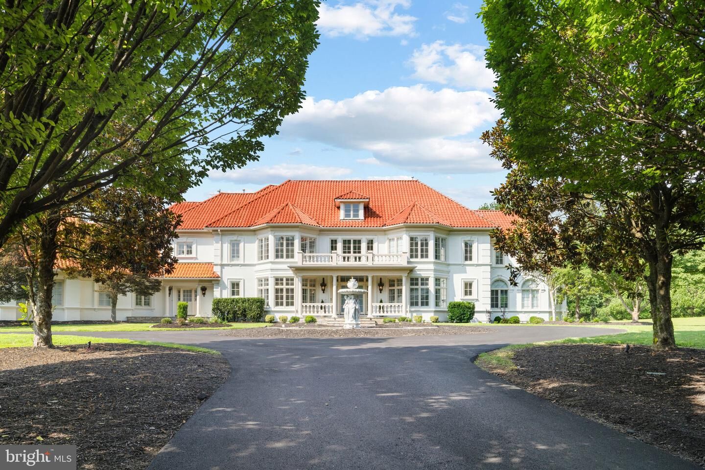 Property Photo:  9500 Georgetown Pike  VA 22066 