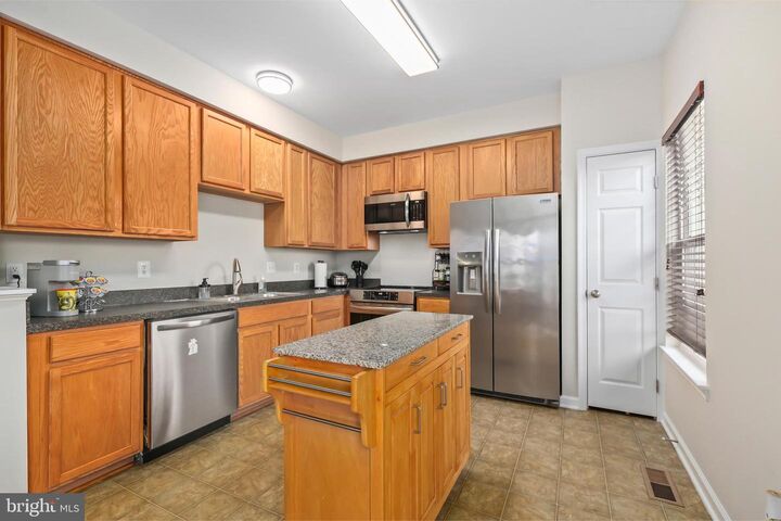 Property Photo:  10260 Whitworth Lane  VA 20110 