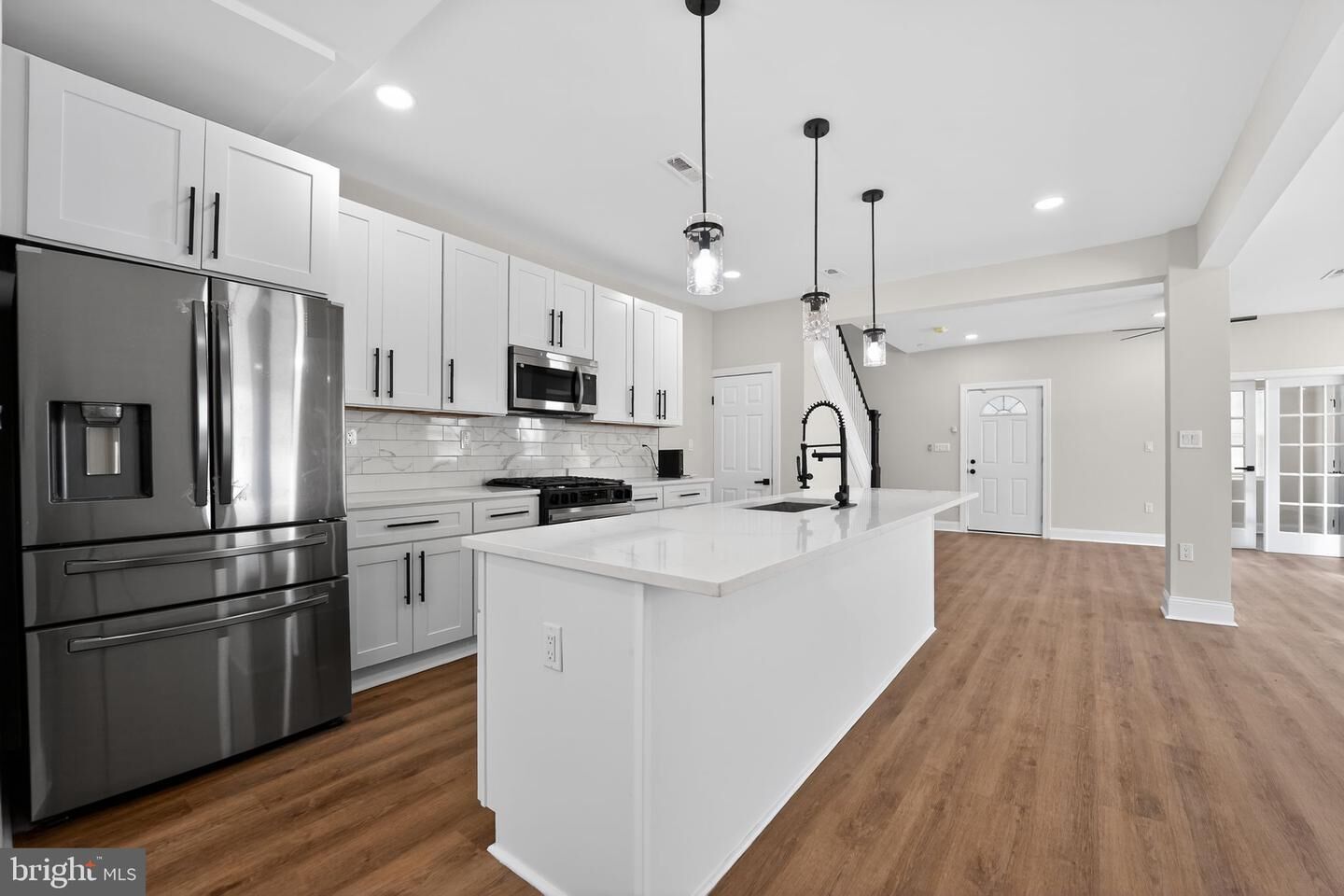 Property Photo:  2911 Pinewood Avenue  MD 21214 