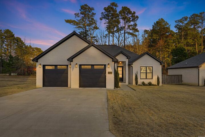 Property Photo:  3 Ashlyn Cove  AR 72150 