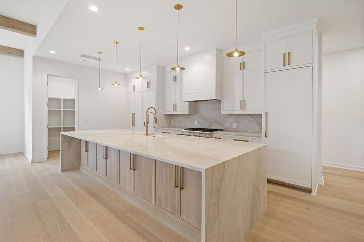 Property Photo:  211 Seven Farms Drive # 201  SC 29492 