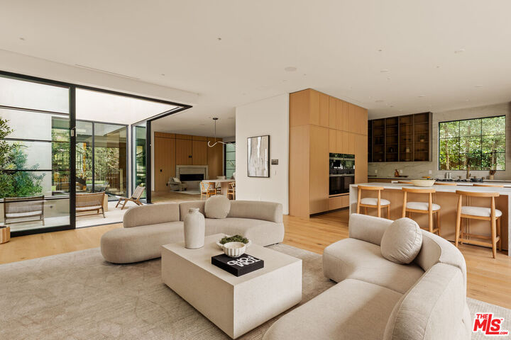 Property Photo:  11937 Addison St  CA 91607 