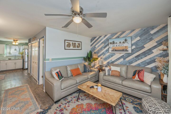 Property Photo:  636 W Caladium Circle B  FL 32413 