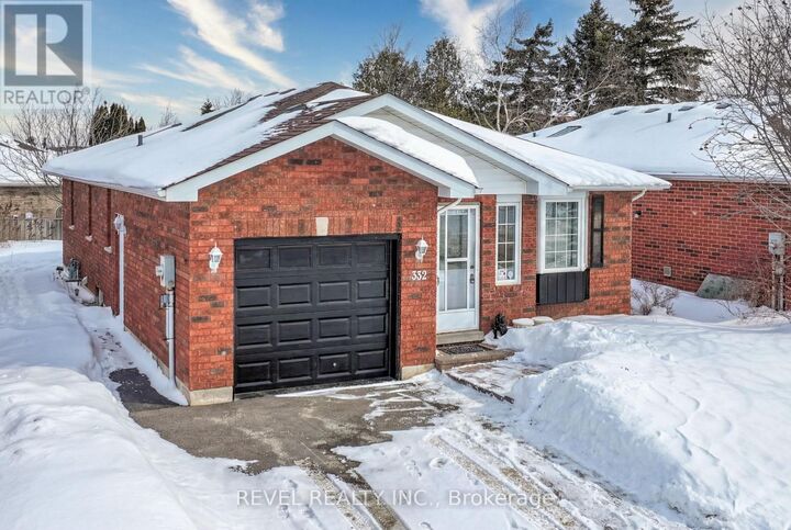 Property Photo: 332 Mary Street West ON K9V 5X5