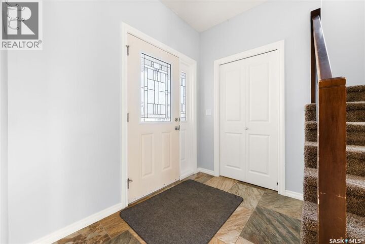 Property Photo:  6925 Maple Ridge Drive  SK S4X 4J2 