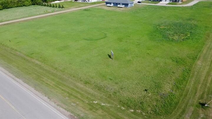 Property Photo:  318 Dufferin Street  MB R0K 0H0 