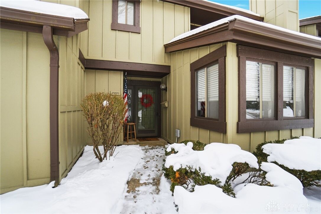 Property Photo: 1454 Carriage Trace Boulevard OH 45459