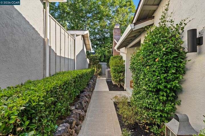 Property Photo:  2003 Saint George Rd  CA 94526 