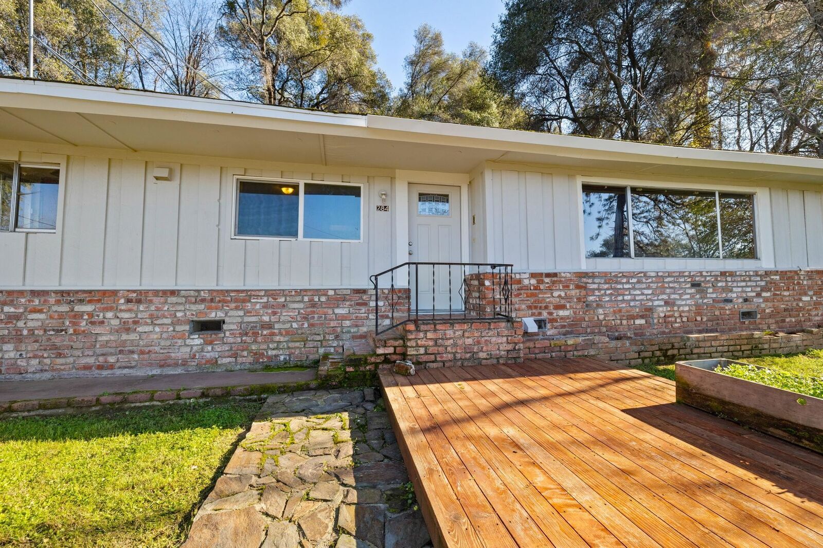 Property Photo:  284 Gerrymander Avenue  CA 95370 