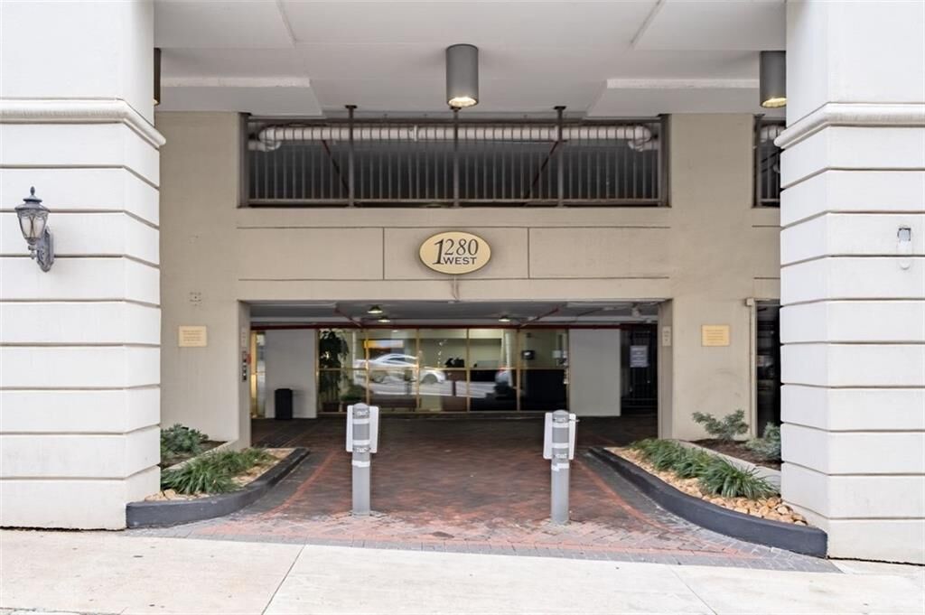 Property Photo:  1280 W Peachtree Street NW 3713  GA 30309 