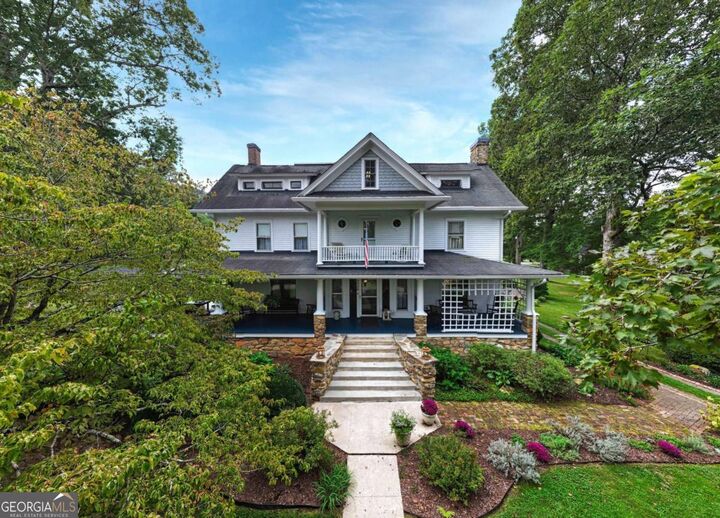 Property Photo:  1194 Main Street  NC 28901 