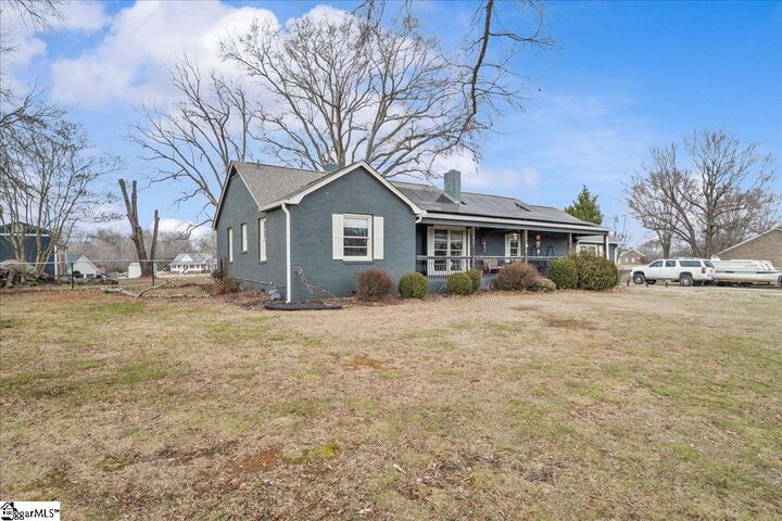 Property Photo:  148 Virginia Avenue  SC 29341 