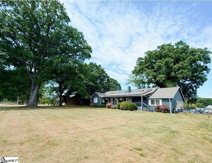 Property Photo:  148 Virginia Avenue  SC 29341 
